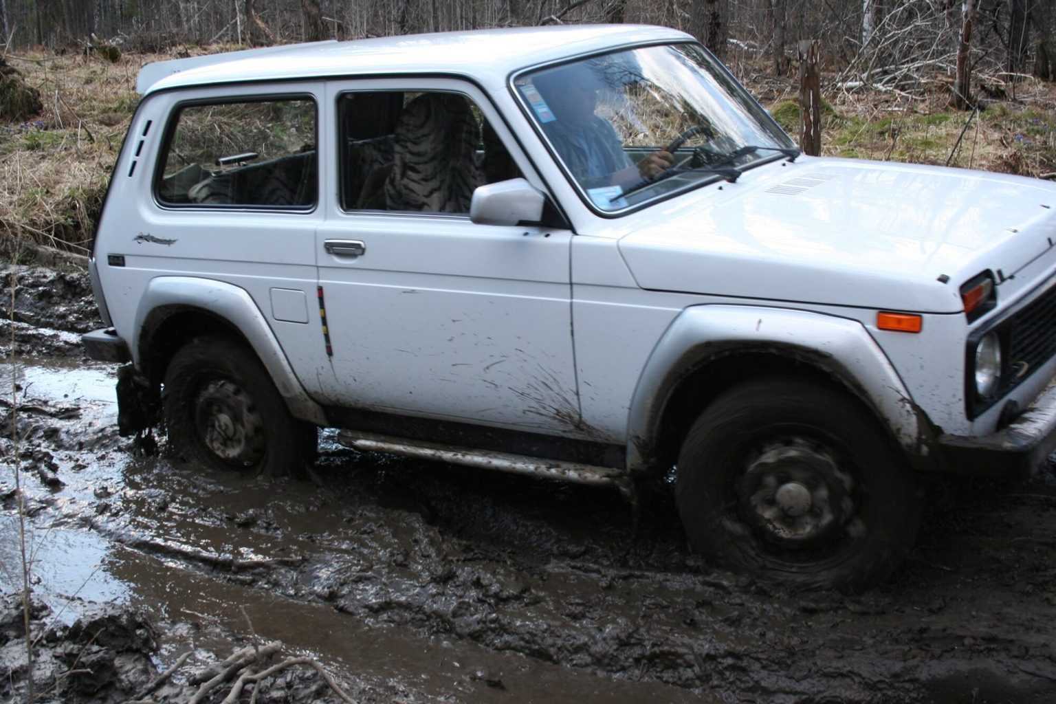 Lada Niva off road